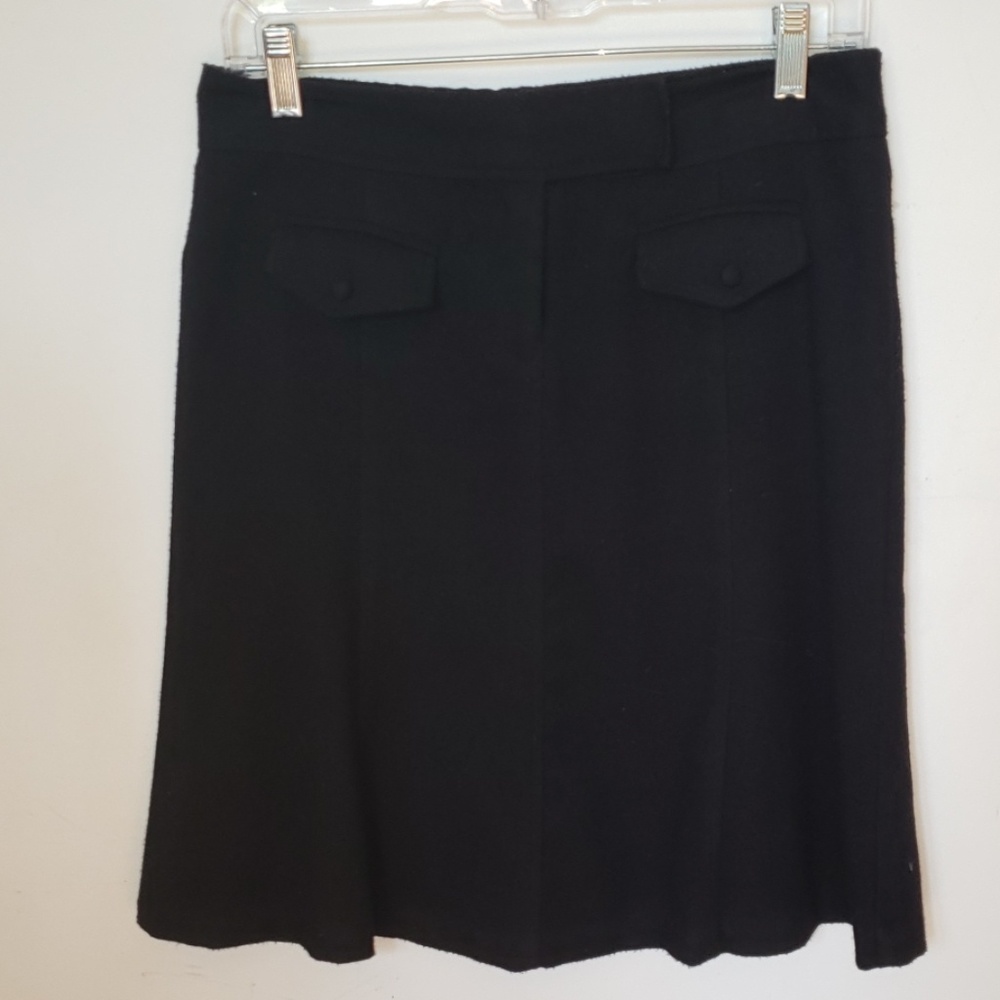 Black skirt